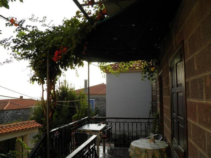 Μαχη Ενοικιαζόμενα Δωμάτια Mithymna Exterior photo
